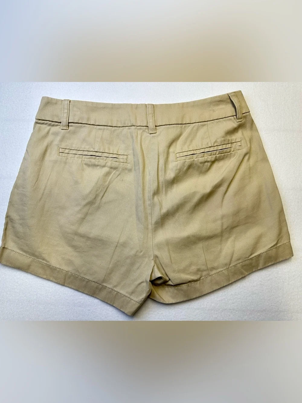 J. Crew Women’s Flat Front Essential Khaki Cotton Chino Shorts | Size 4, 4” EUC